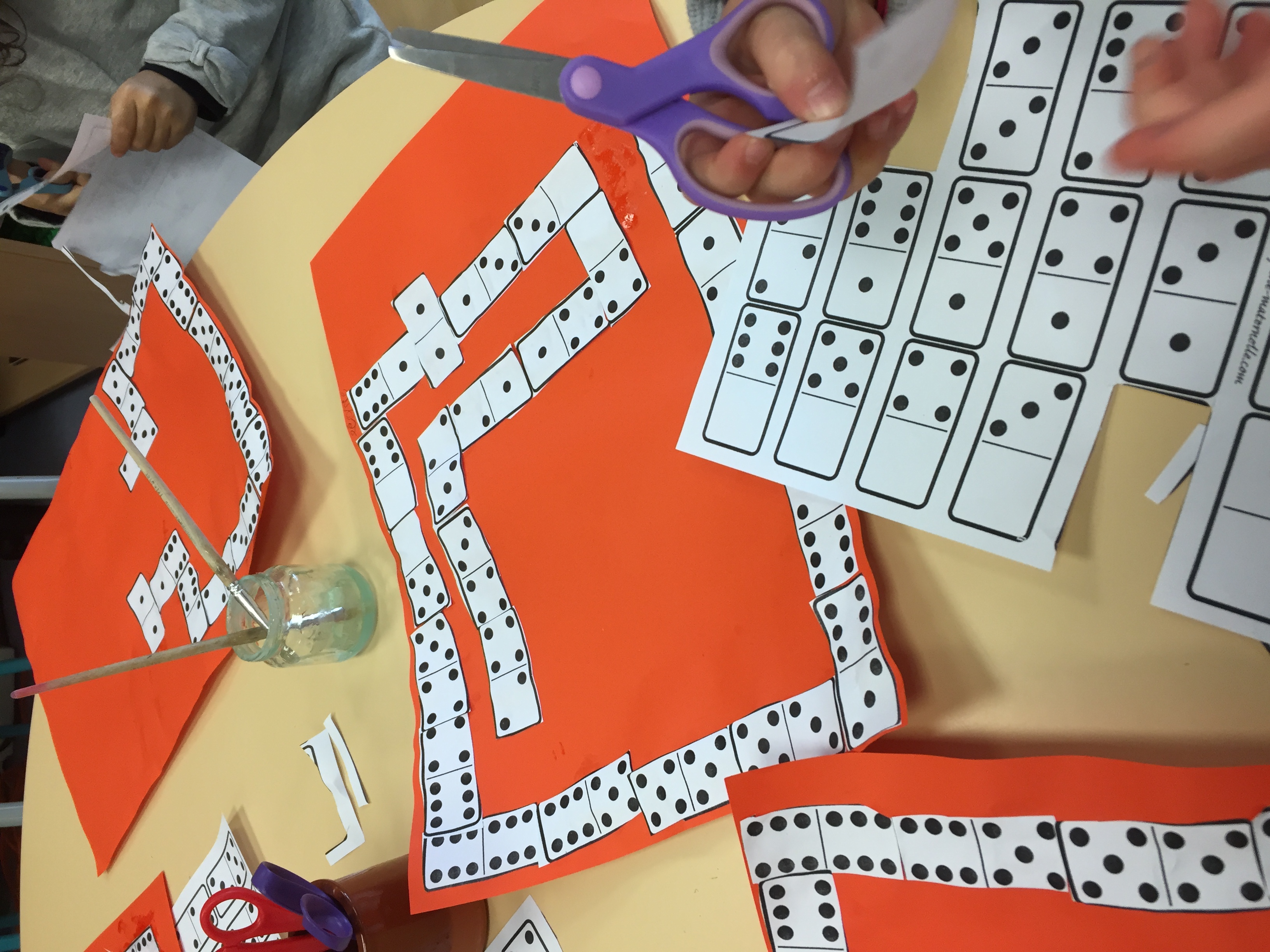 Dominos et constellations en maternelle